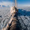 Zeilschip Noorderlicht tussen het ijs in Forlandsundet, Spitsbergen